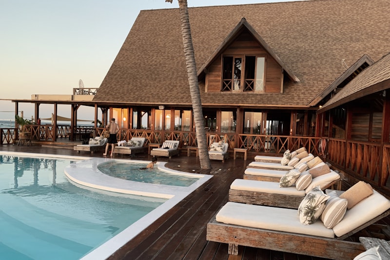 Hotel Nassau Bergen aan Zee — transformatie naar opvang